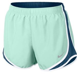 NWT Women’s Nike running shorts